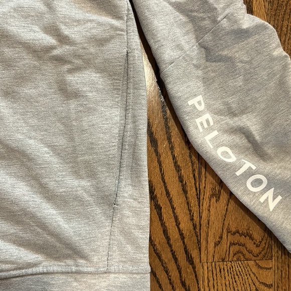 LULULEMON x PELOTON hooded sweatshirt hoodie in Gray size M Like New! - Picture 5 of 8